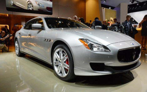 2014-Maserati-Quattroporte-front-three-quarters