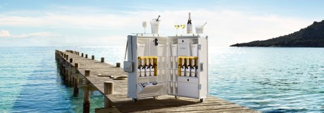 ESCAPE-IN-STYLE-WITH-MOET-ICE-IMPERIAL